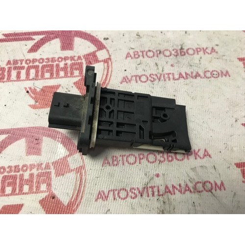 Расходомер воздуха Renault Trafic III 1.6DCI 2014-2021 226807131R